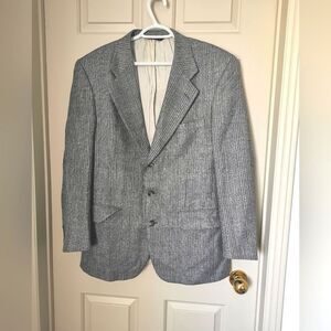Burberry's men's suit jacket 100% wool